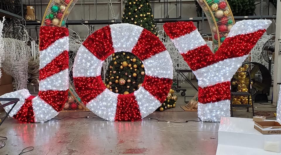 “JOY” Garland Topiary Letter Sign