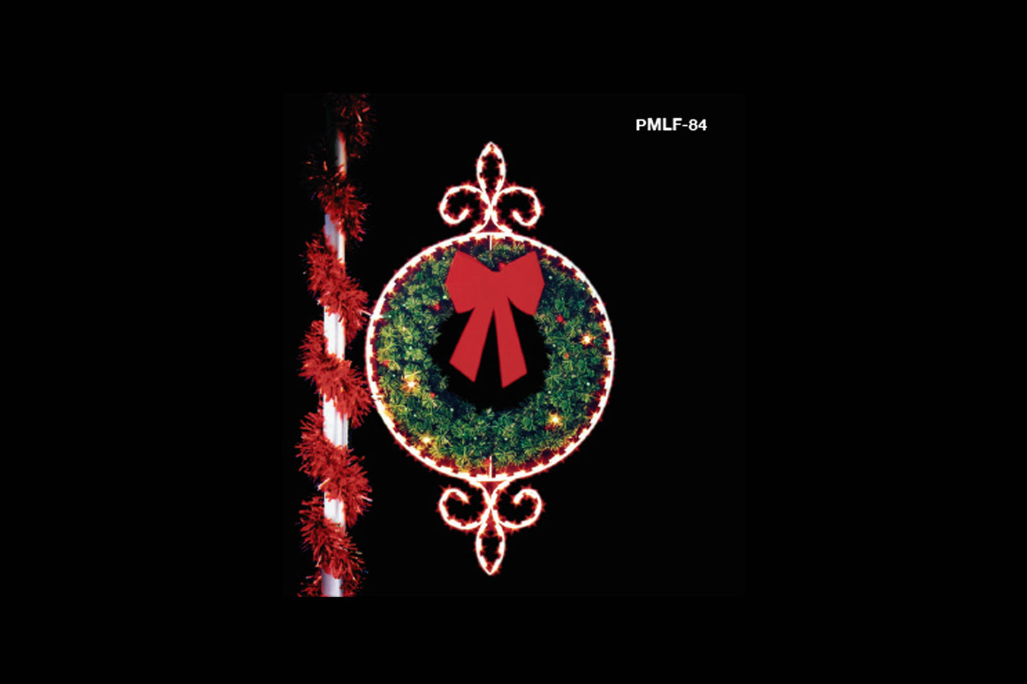 FLEUR-DI-LIS WREATH